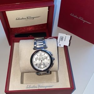 Salvatore Ferragamo Women’s Swiss watch Chronograph